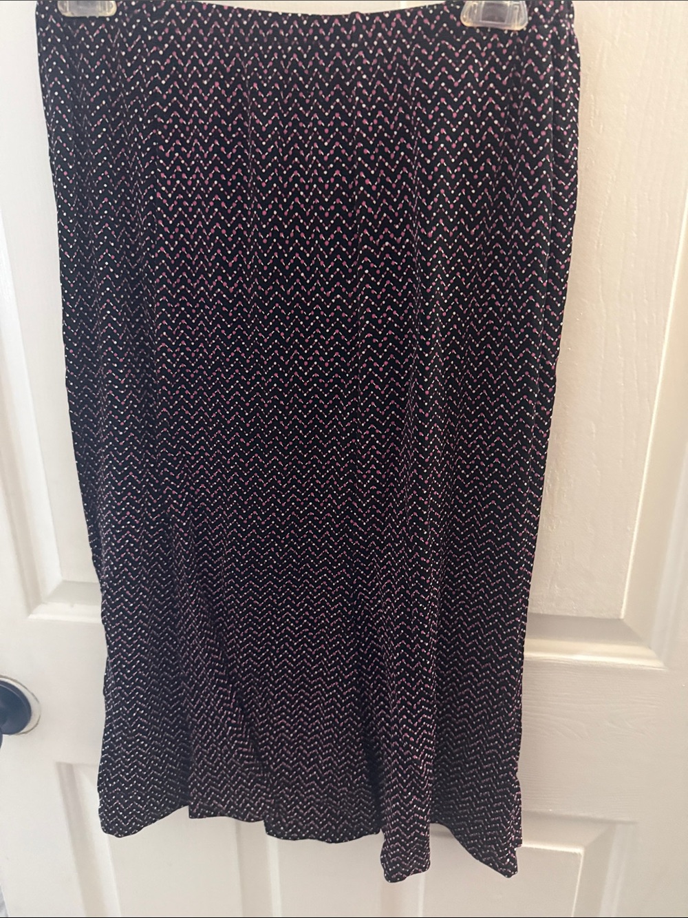 Choices Black Midi Skirt with Pink Chevron Print